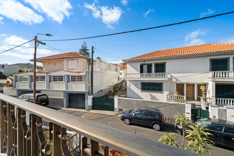 Moradia T3 para Venda em São Roque Foto 46