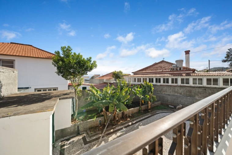 Moradia T3 para Venda em São Roque Foto 47