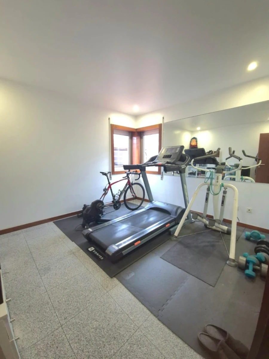 Moradia T5 para Venda em Mindelo Foto 9