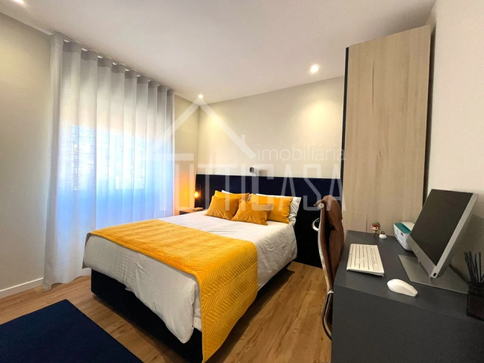 Apartamento T2 para Venda em Queluz e Belas Foto 24