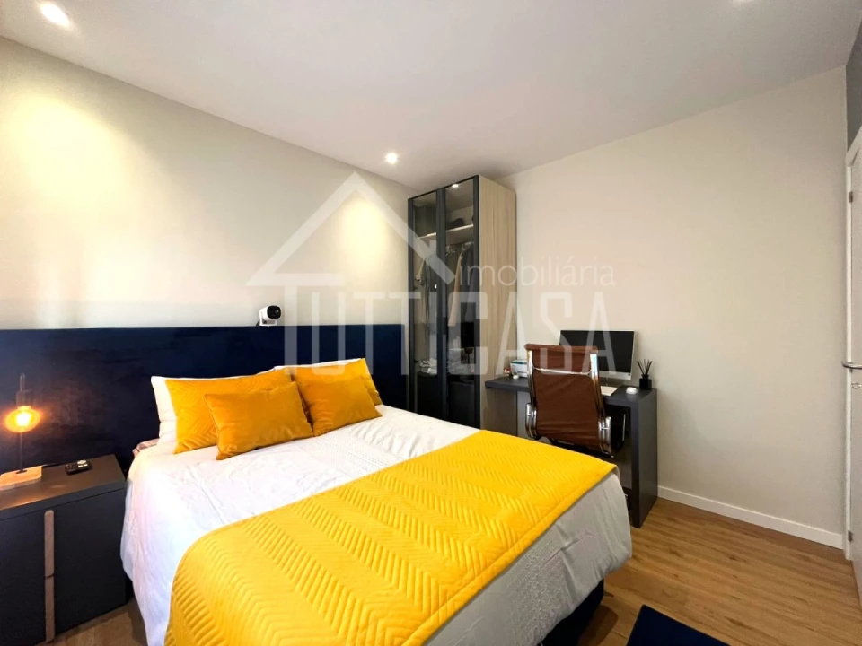 Apartamento T2 para Venda em Queluz e Belas Foto 25