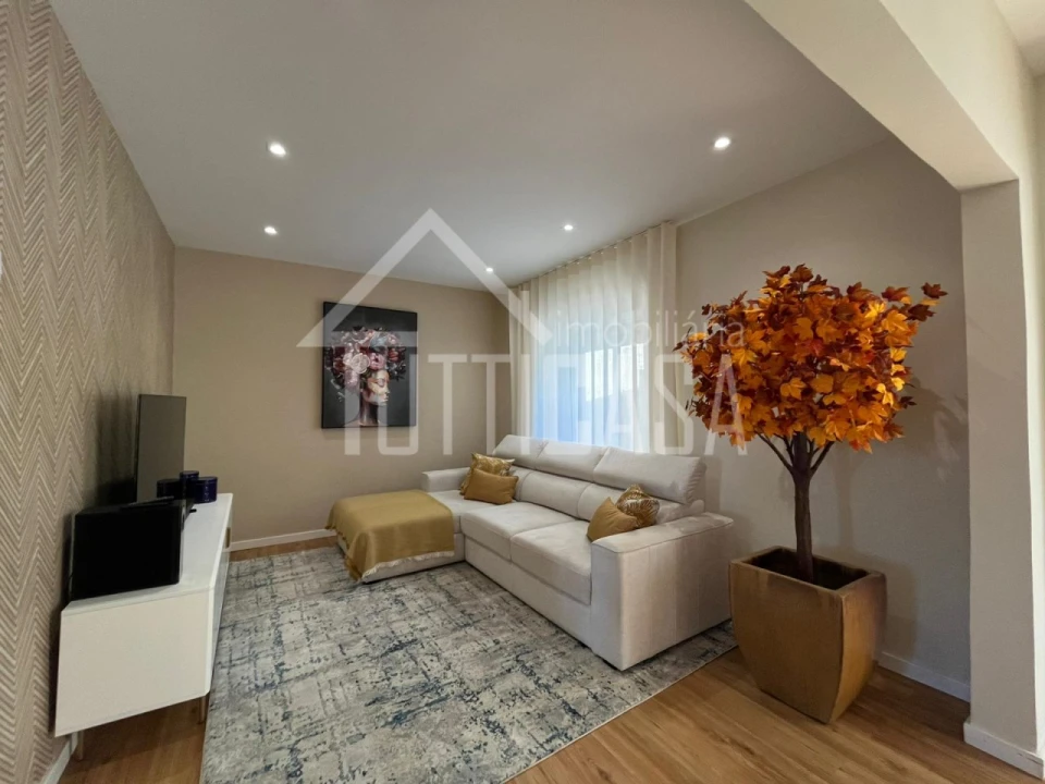 Apartamento T2 para Venda em Queluz e Belas Foto 12