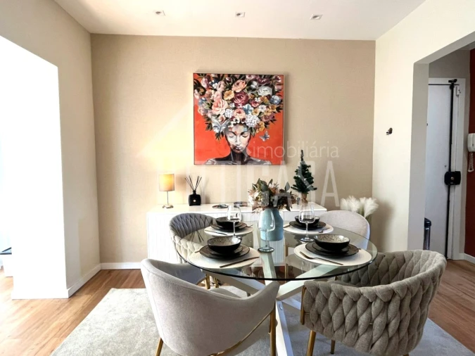 Apartamento T2 para Venda em Queluz e Belas Foto 4