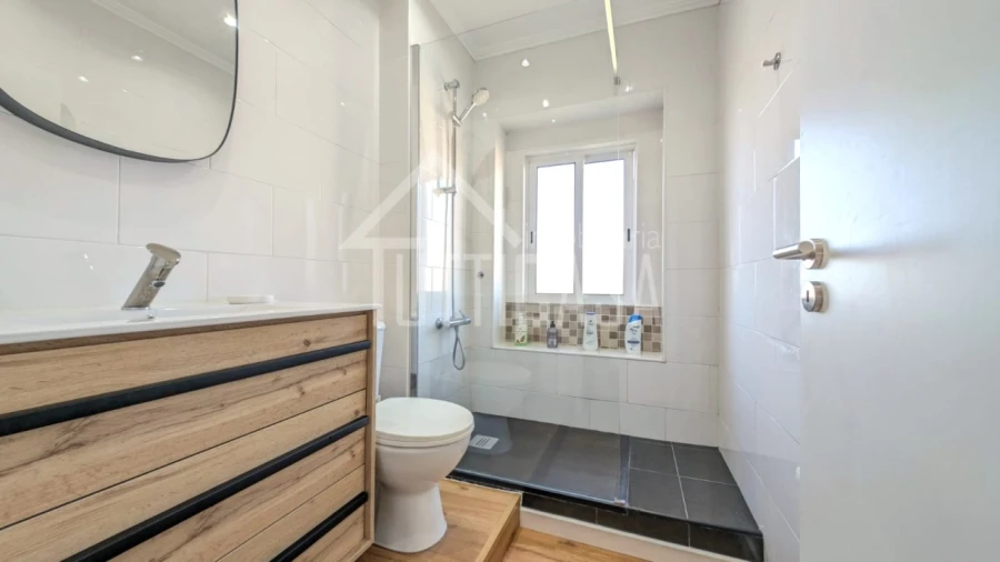 Apartamento T2 para Venda em Queluz e Belas Foto 26