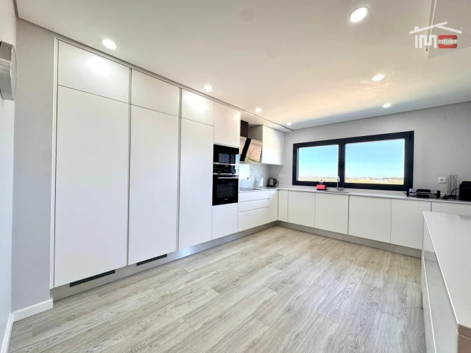 Apartamento T3 para Arrendamento em Montijo e Afonsoeiro Foto 1