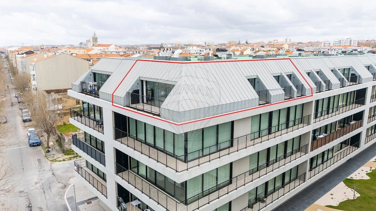 Apartamento T3 para Venda em Espinho Foto 2