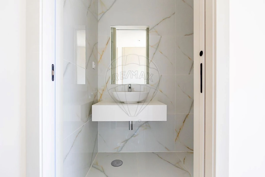 Apartamento T3 para Venda em Espinho Foto 12