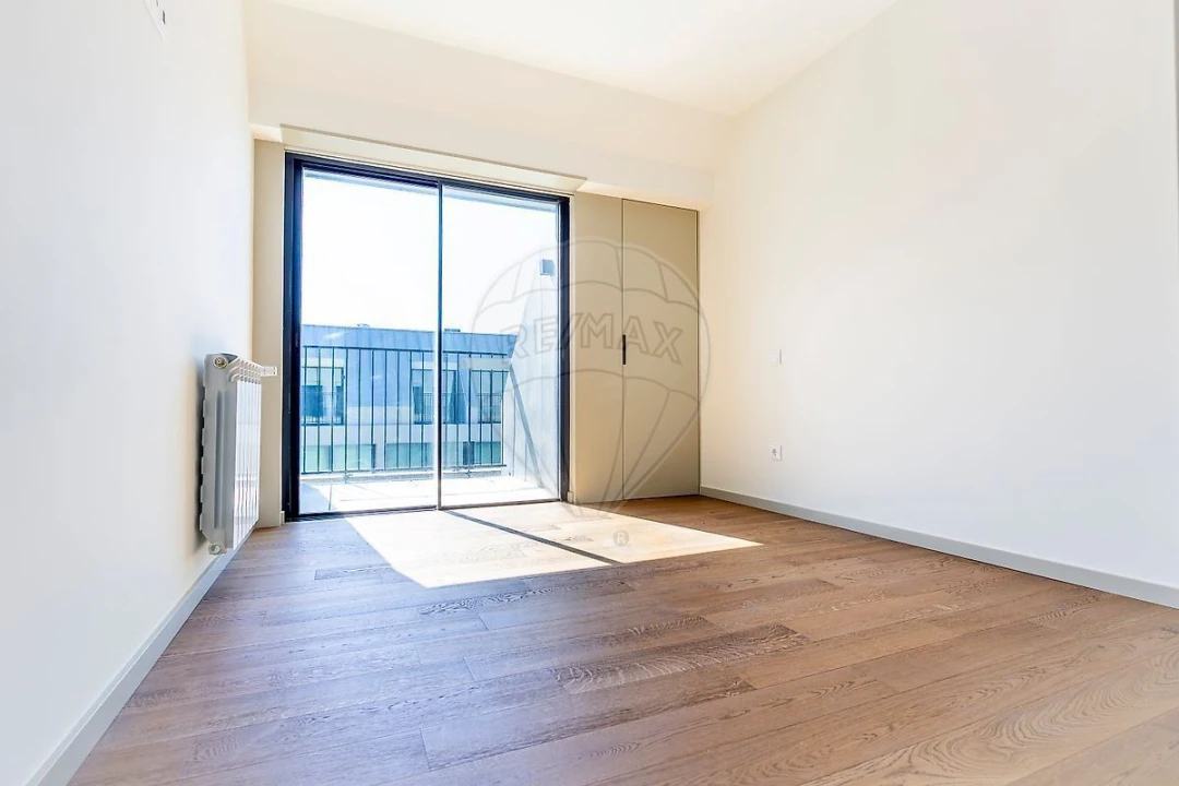 Apartamento T3 para Venda em Espinho Foto 14