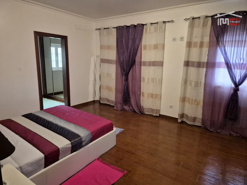 Moradia T5 para Venda em Mira de Aire Foto 26