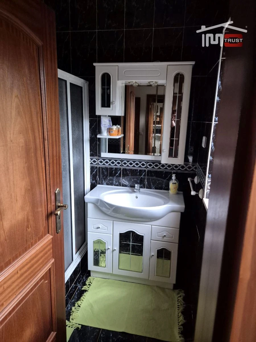 Moradia T5 para Venda em Mira de Aire Foto 27