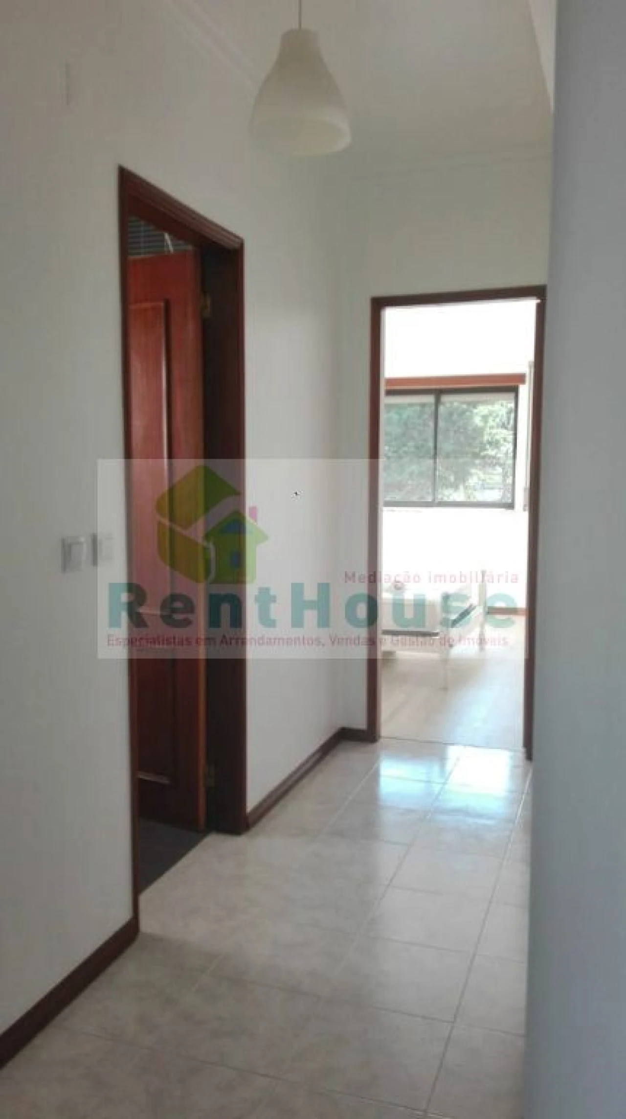 Apartamento T3 para Arrendamento em Tavarede Foto 9