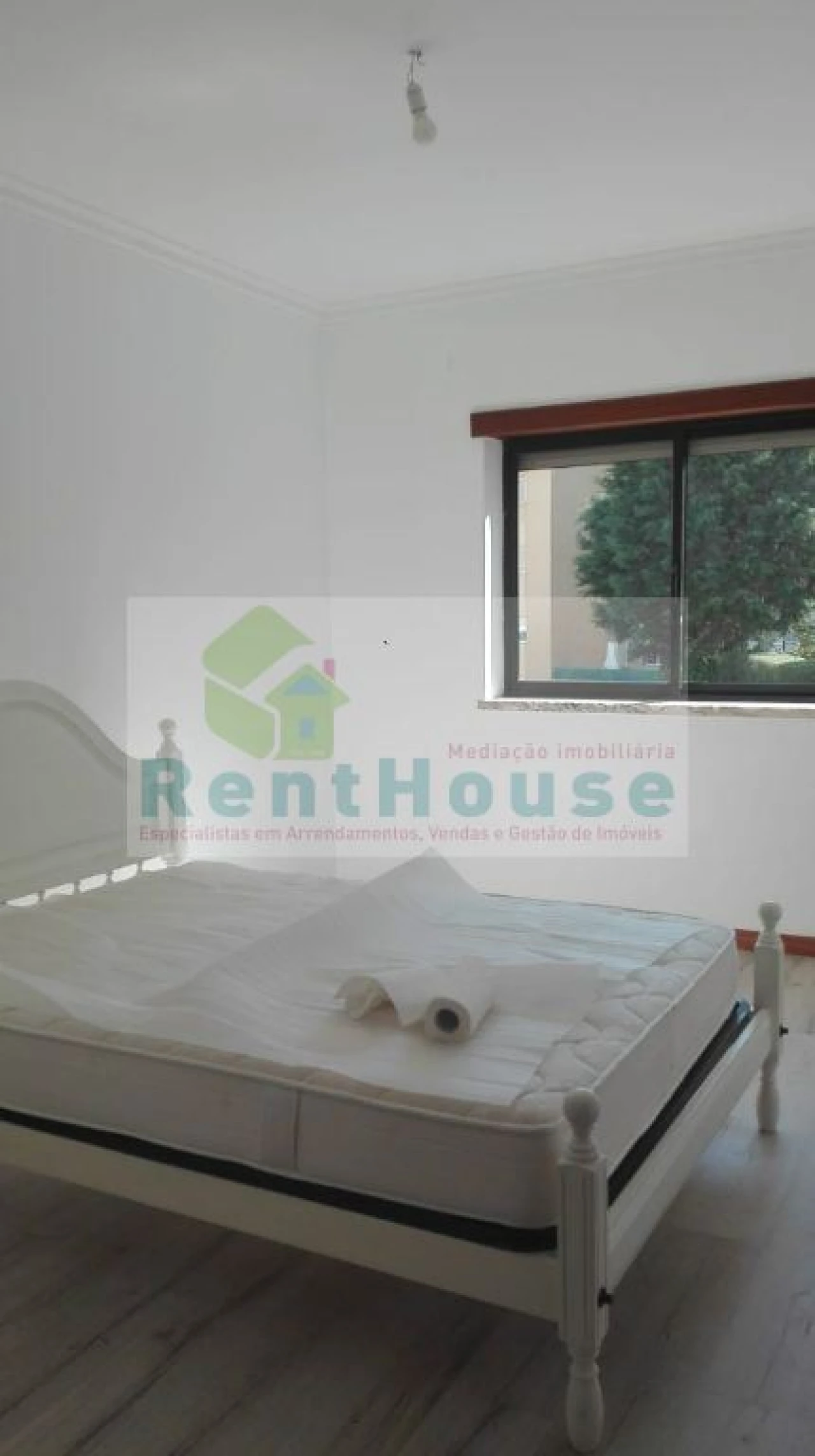 Apartamento T3 para Arrendamento em Tavarede Foto 11