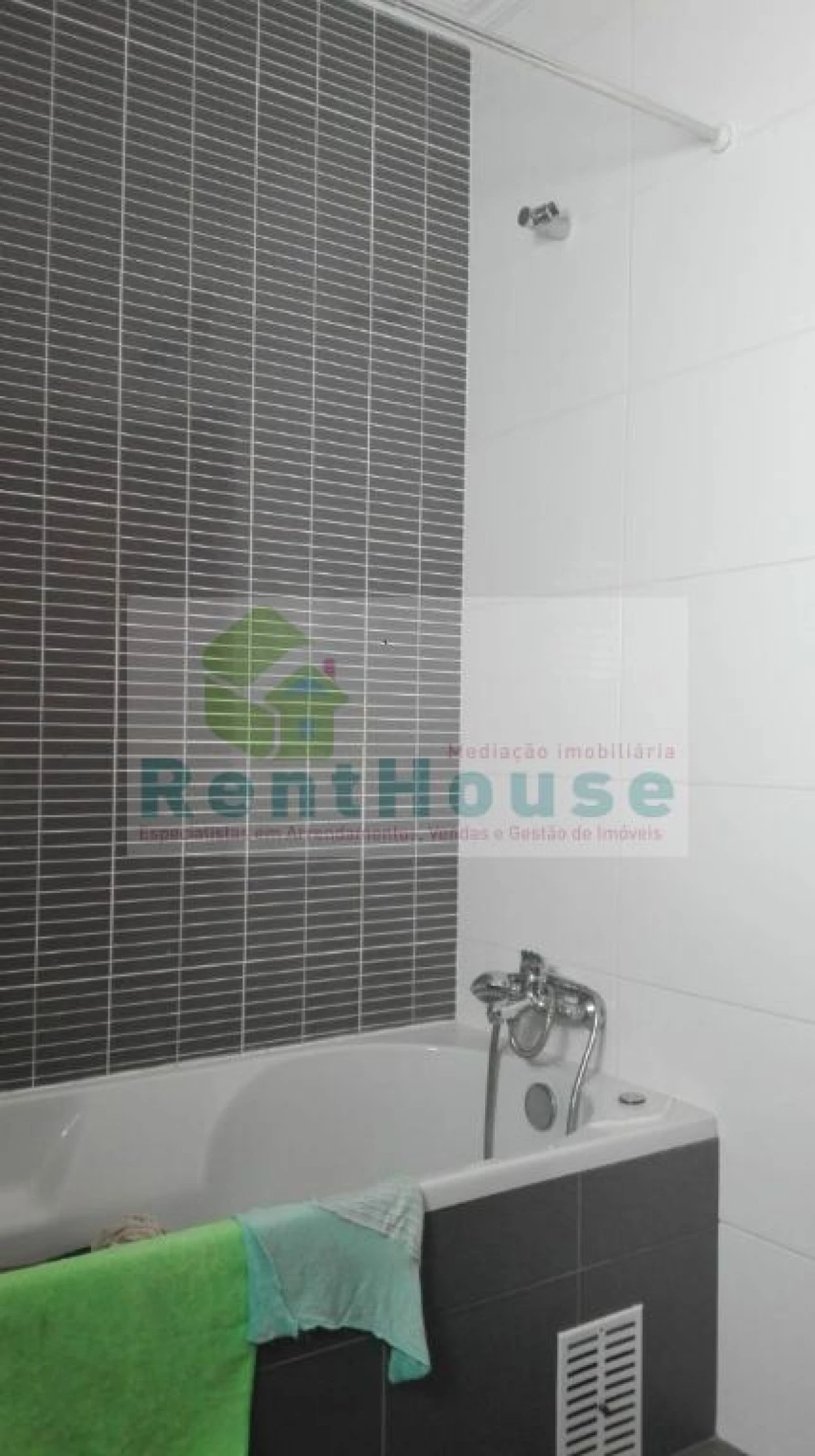 Apartamento T3 para Arrendamento em Tavarede Foto 13