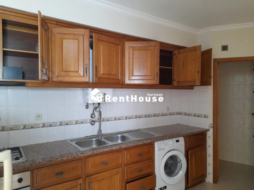 Apartamento T1 para Arrendamento em Buarcos Foto 1