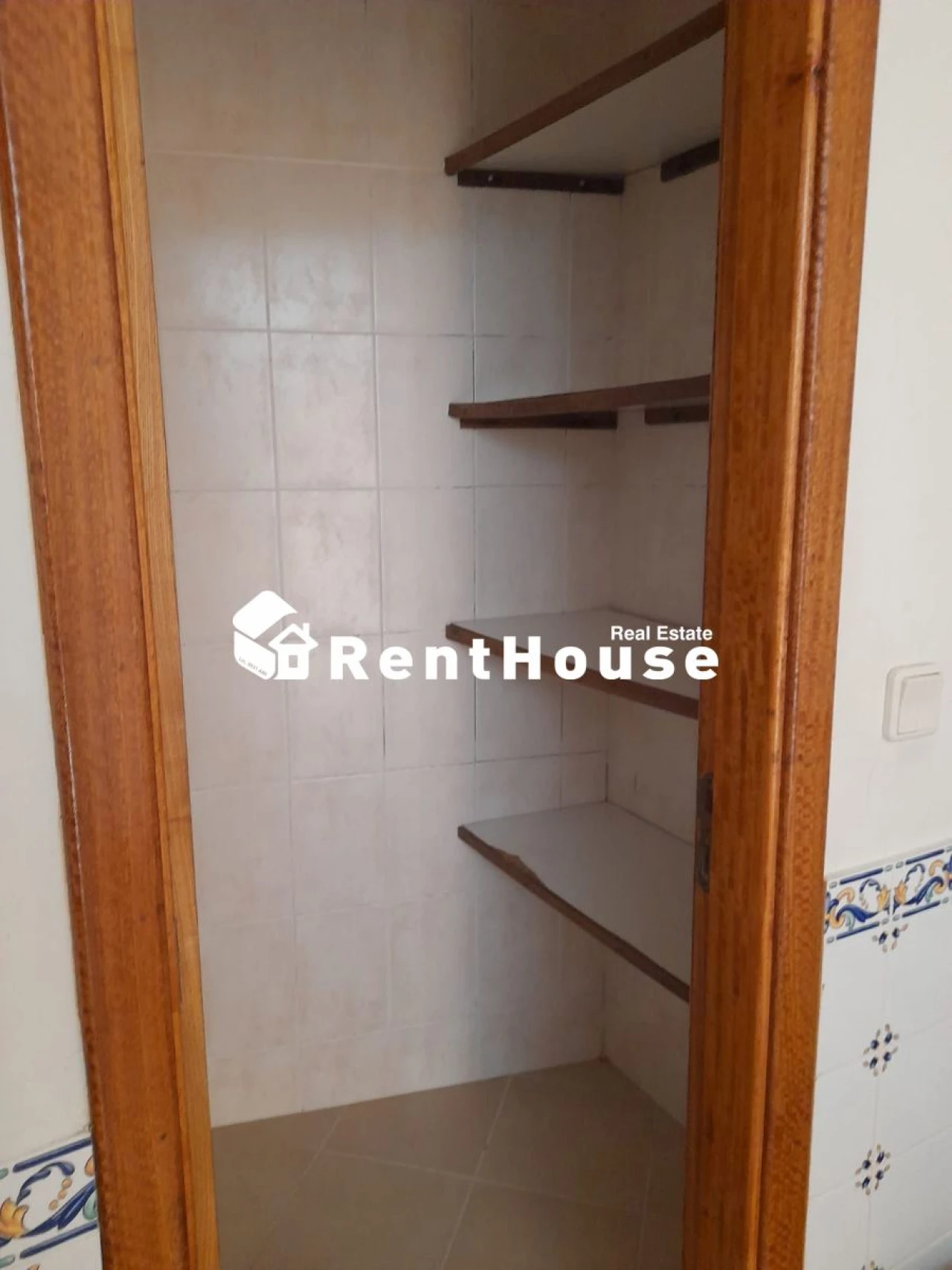 Apartamento T1 para Arrendamento em Buarcos Foto 5