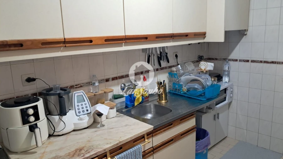 Apartamento T1 para Venda em Oliveira do Douro Foto 5