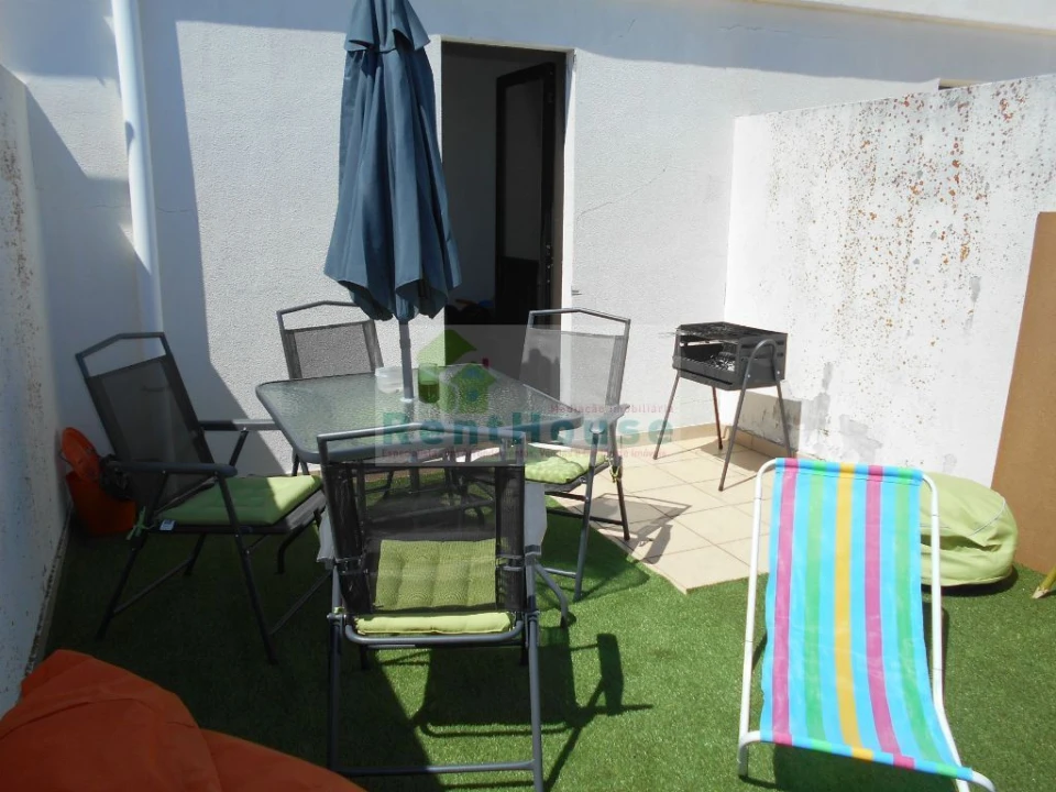 Apartamento T2 para Arrendamento em Buarcos Foto 7