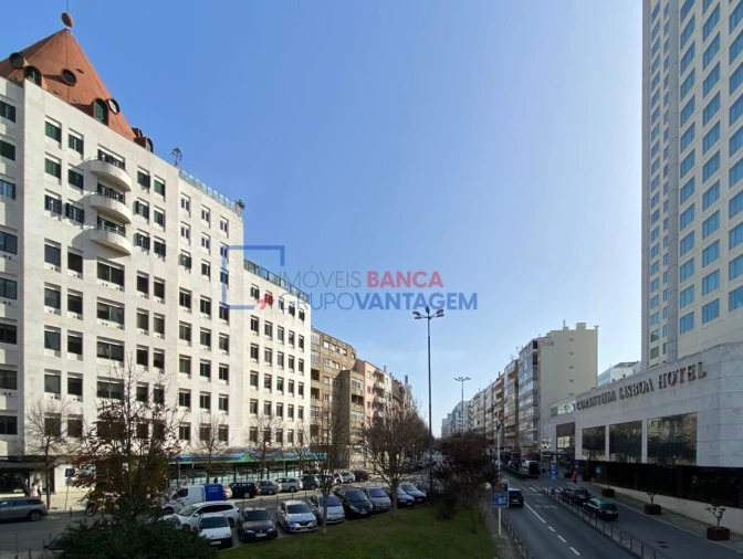 Escritório para Arrendamento em São Domingos de Benfica