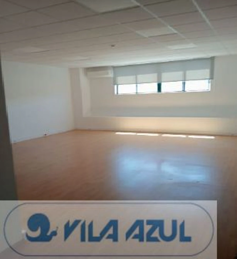 Armazém para Arrendamento em Paranhos Foto 3