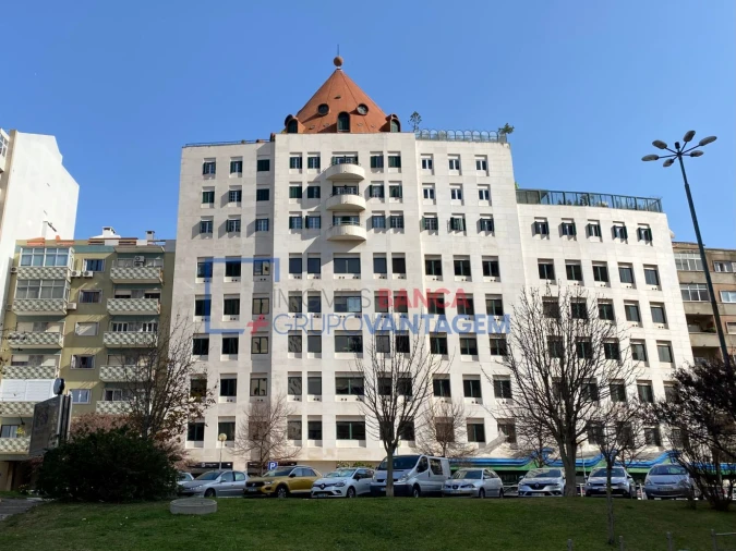 Escritório para Arrendamento em São Domingos de Benfica Foto 29