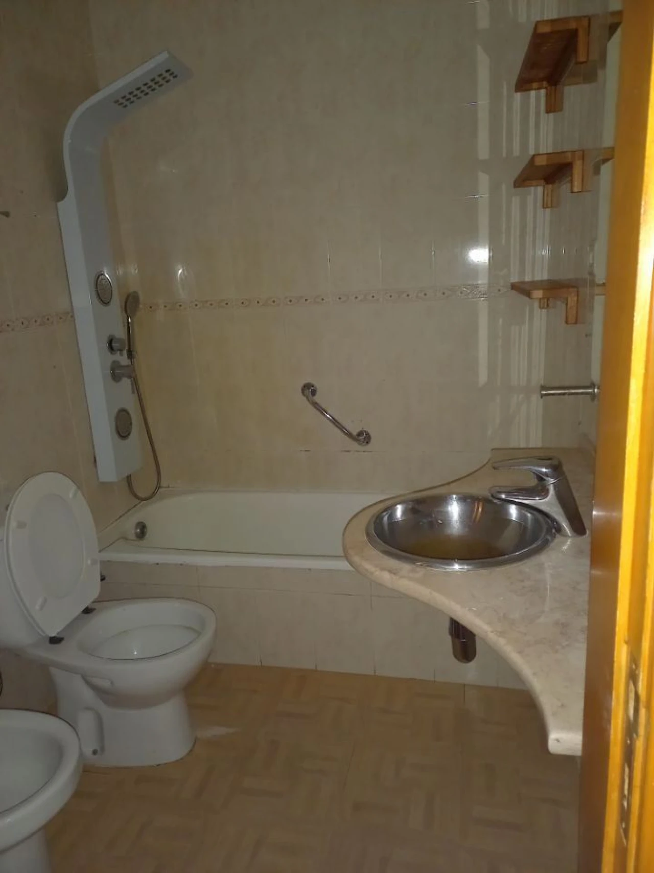 Apartamento T2 para Arrendamento em São Domingos de Benfica Foto 3