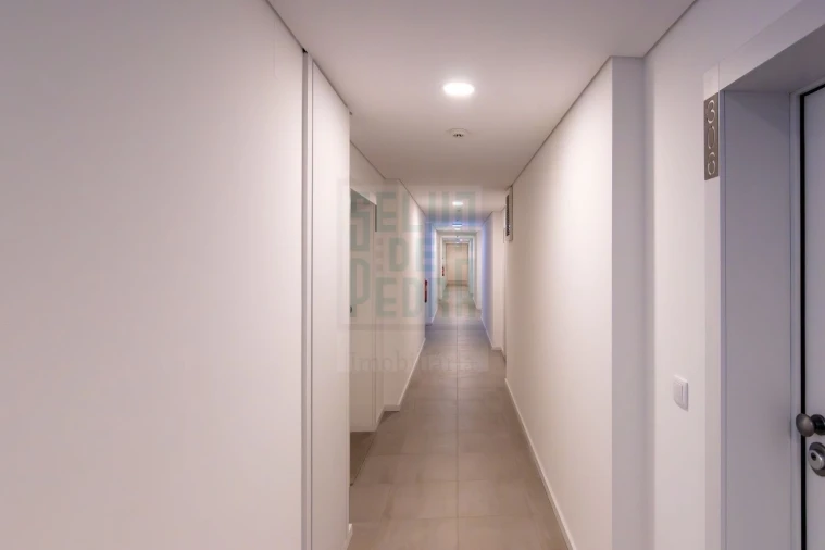 Apartamento T1 para Arrendamento em Paranhos Foto 14