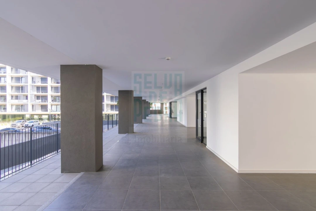 Apartamento T1 para Arrendamento em Paranhos Foto 15