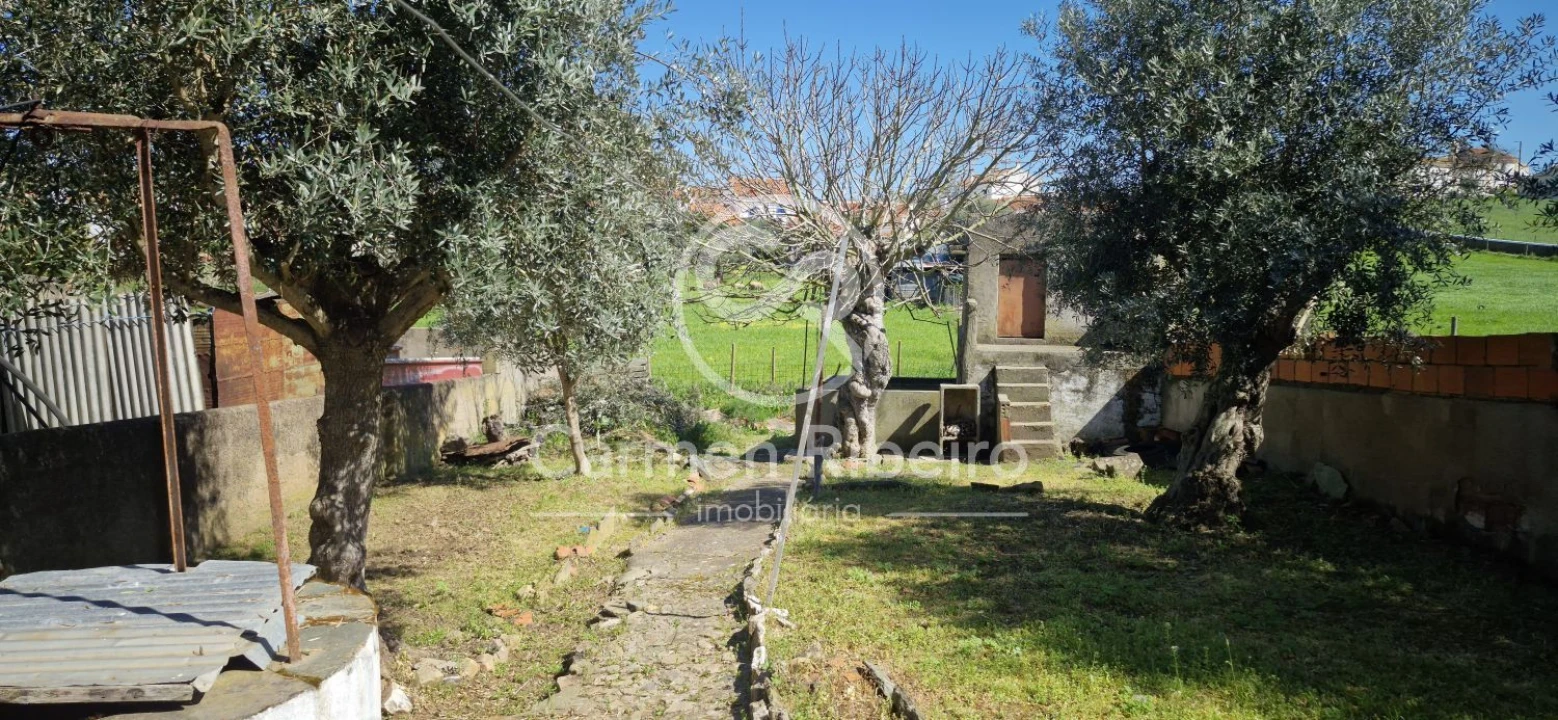 Moradia T3 para Venda em Santo Amaro Foto 27