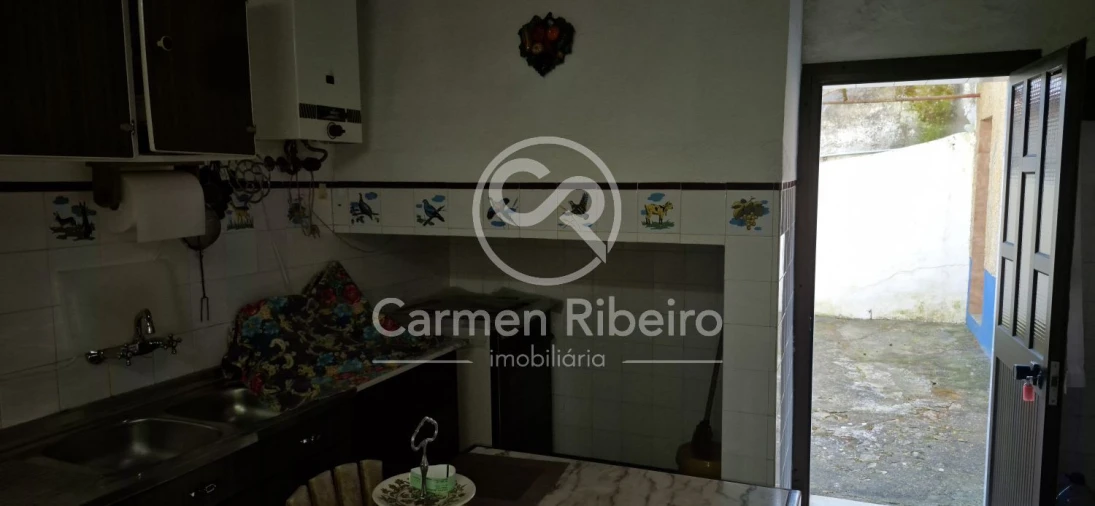 Moradia T3 para Venda em Santo Amaro Foto 12