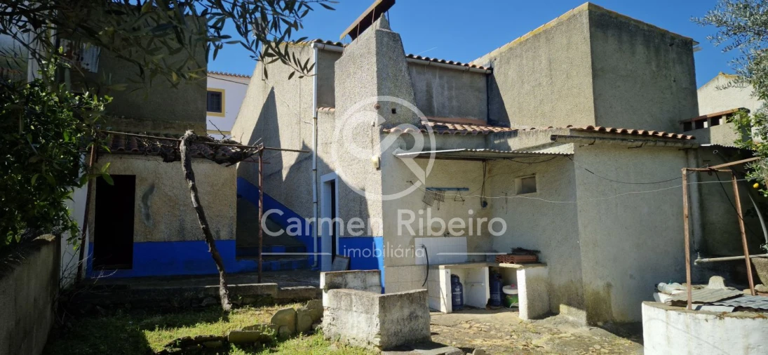 Moradia T3 para Venda em Santo Amaro Foto 25