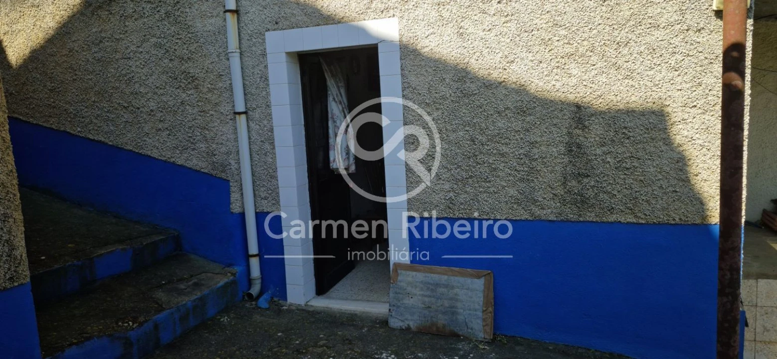 Moradia T3 para Venda em Santo Amaro Foto 24