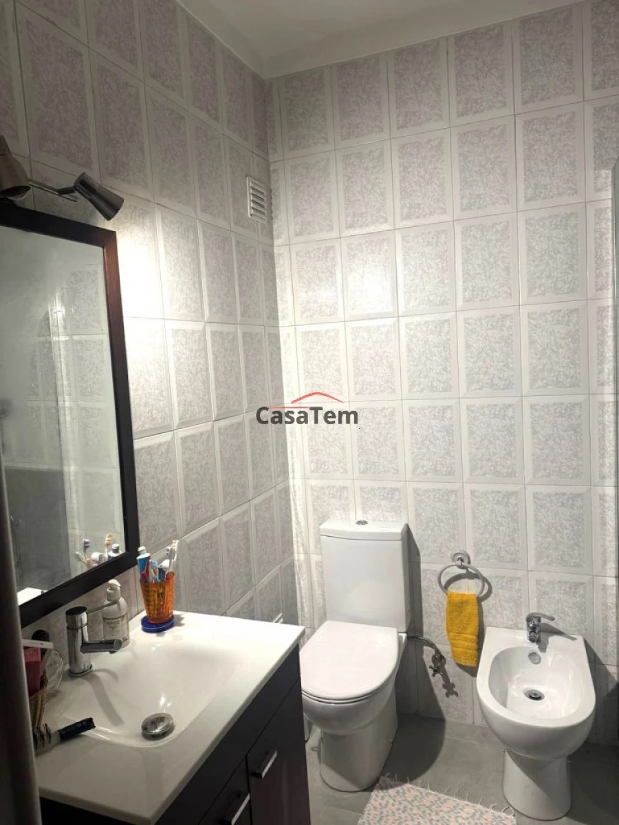 Apartamento T3 para Venda em Abraveses Foto 24