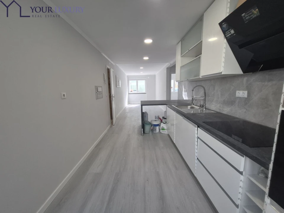 Apartamento T2 para Venda em Benfica Foto 7