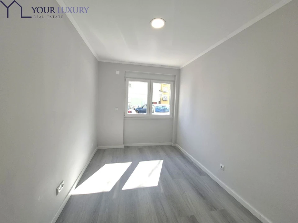 Apartamento T2 para Venda em Benfica Foto 18