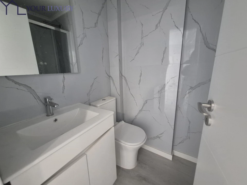 Apartamento T2 para Venda em Benfica Foto 11