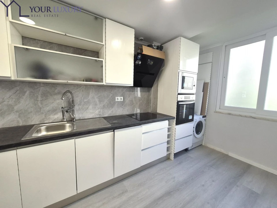 Apartamento T2 para Venda em Benfica Foto 1