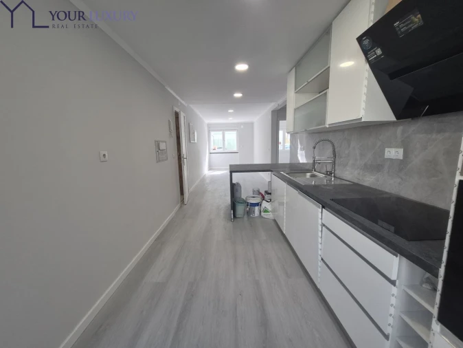 Apartamento T2 para Venda em Benfica Foto 7