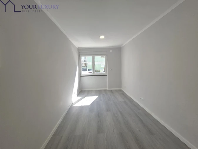 Apartamento T2 para Venda em Benfica Foto 8