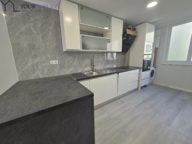 Apartamento T2 para Venda em Benfica Foto 2