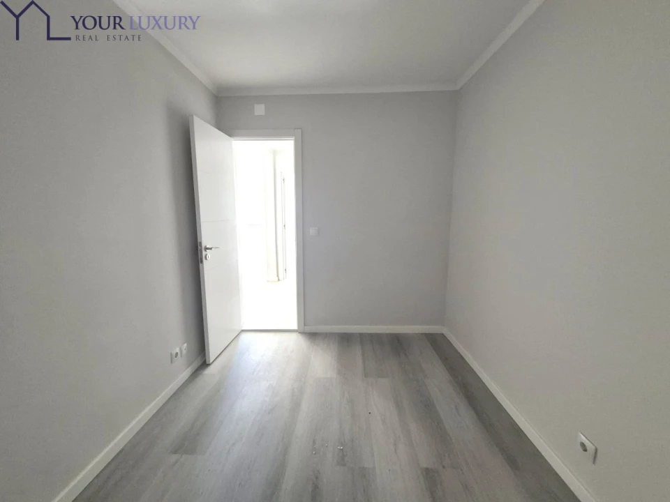 Apartamento T2 para Venda em Benfica Foto 10
