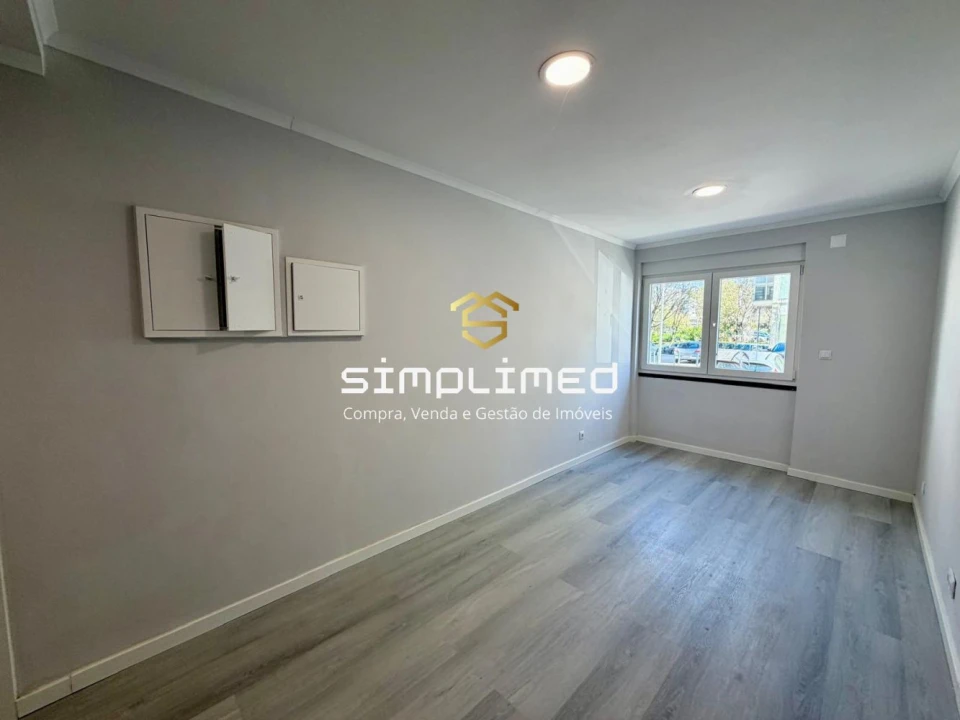 Apartamento T2 para Venda em Benfica Foto 20