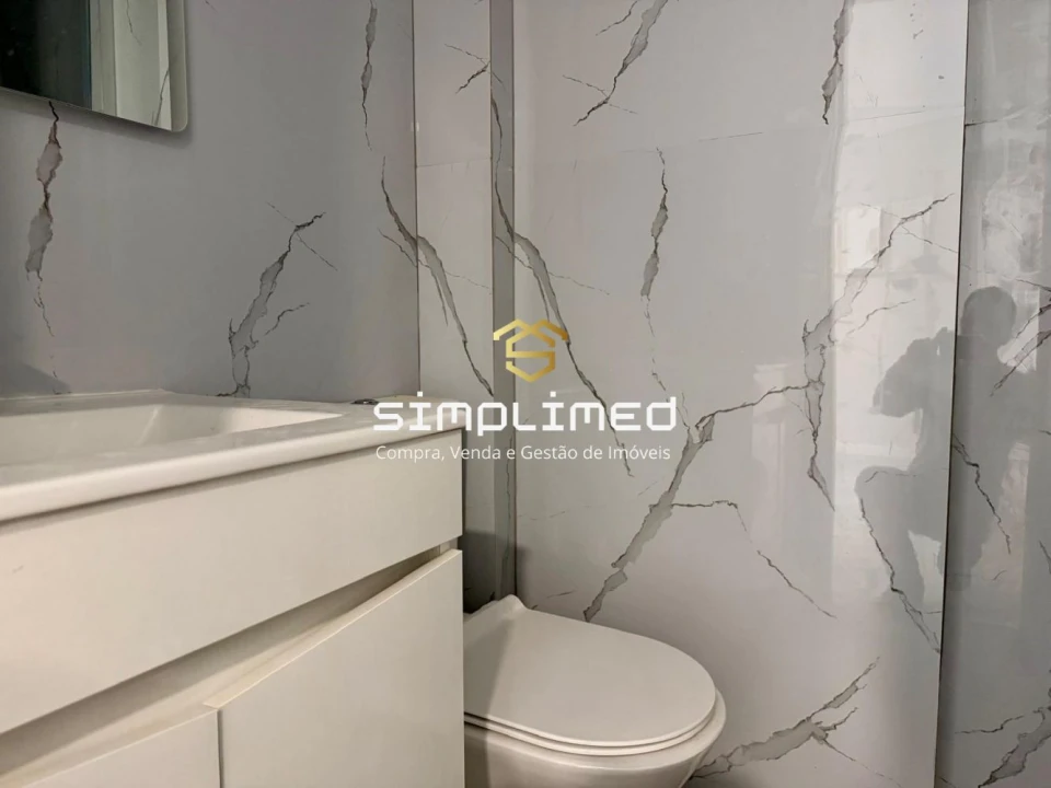 Apartamento T2 para Venda em Benfica Foto 24