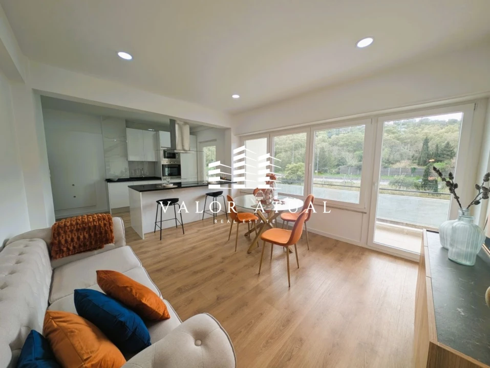 Apartamento T3 para Venda em Benfica Foto 5