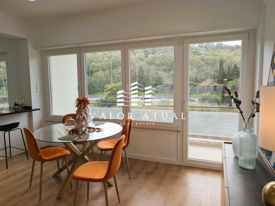 Apartamento T3 para Venda em Benfica Foto 4