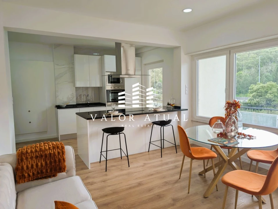 Apartamento T3 para Venda em Benfica Foto 3