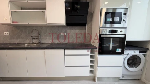 Apartamento T2 para Venda em Benfica