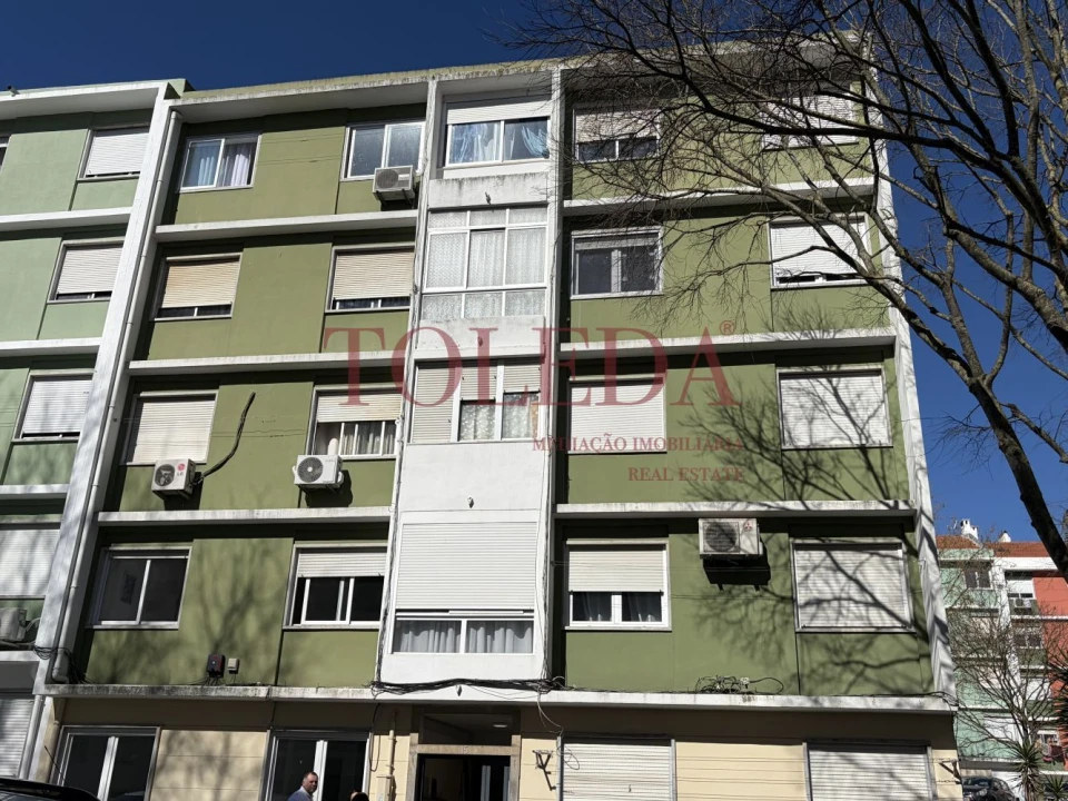Apartamento T2 para Venda em Benfica Foto 15
