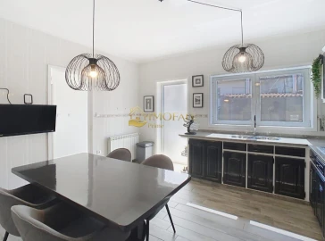 Moradia T4 para Venda em Arões (Santa Cristina)