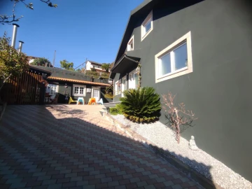 Moradia T4 para Venda em Arões (Santa Cristina)