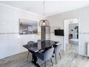 Moradia T4 para Venda em Arões (Santa Cristina)